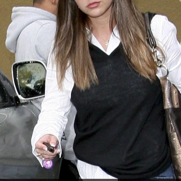 ISO: Can anyone help me identify this bag? - Picture 8 of 8